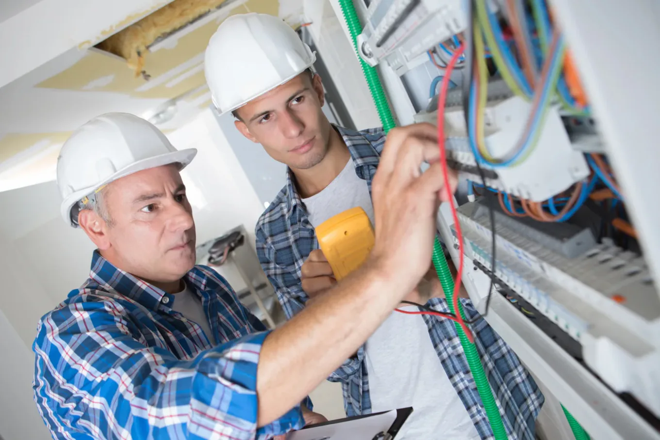 Chantier d'électricité générale mené par Cassagne Électricité et Travaux Publics à Saint-Gaudens